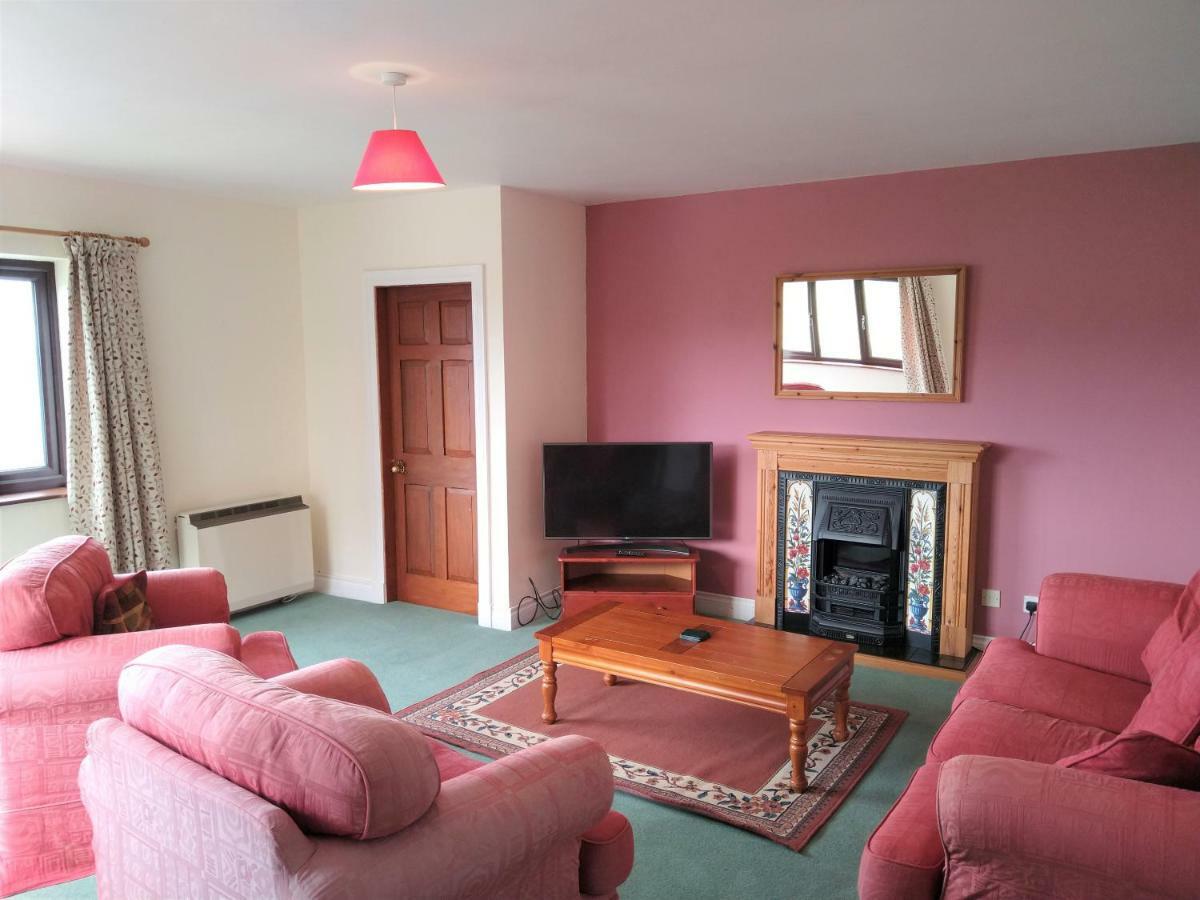 Tyddyn Crwn Country-House Apartments Beaumaris Buitenkant foto
